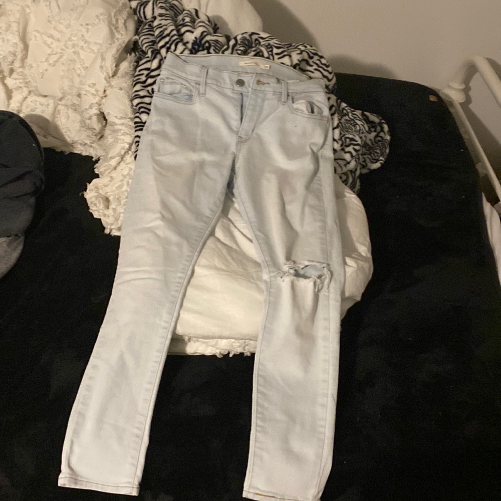 Levi jeans